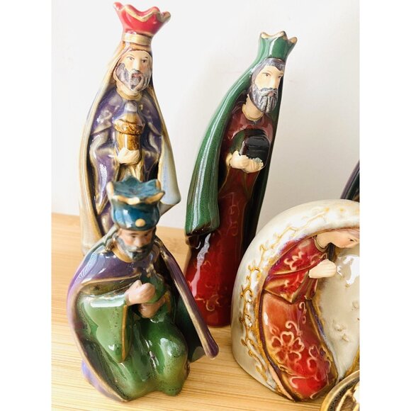 Vintage Hand Painted Ceramic Nativity 7 Pc Set - Picture 4 of 4